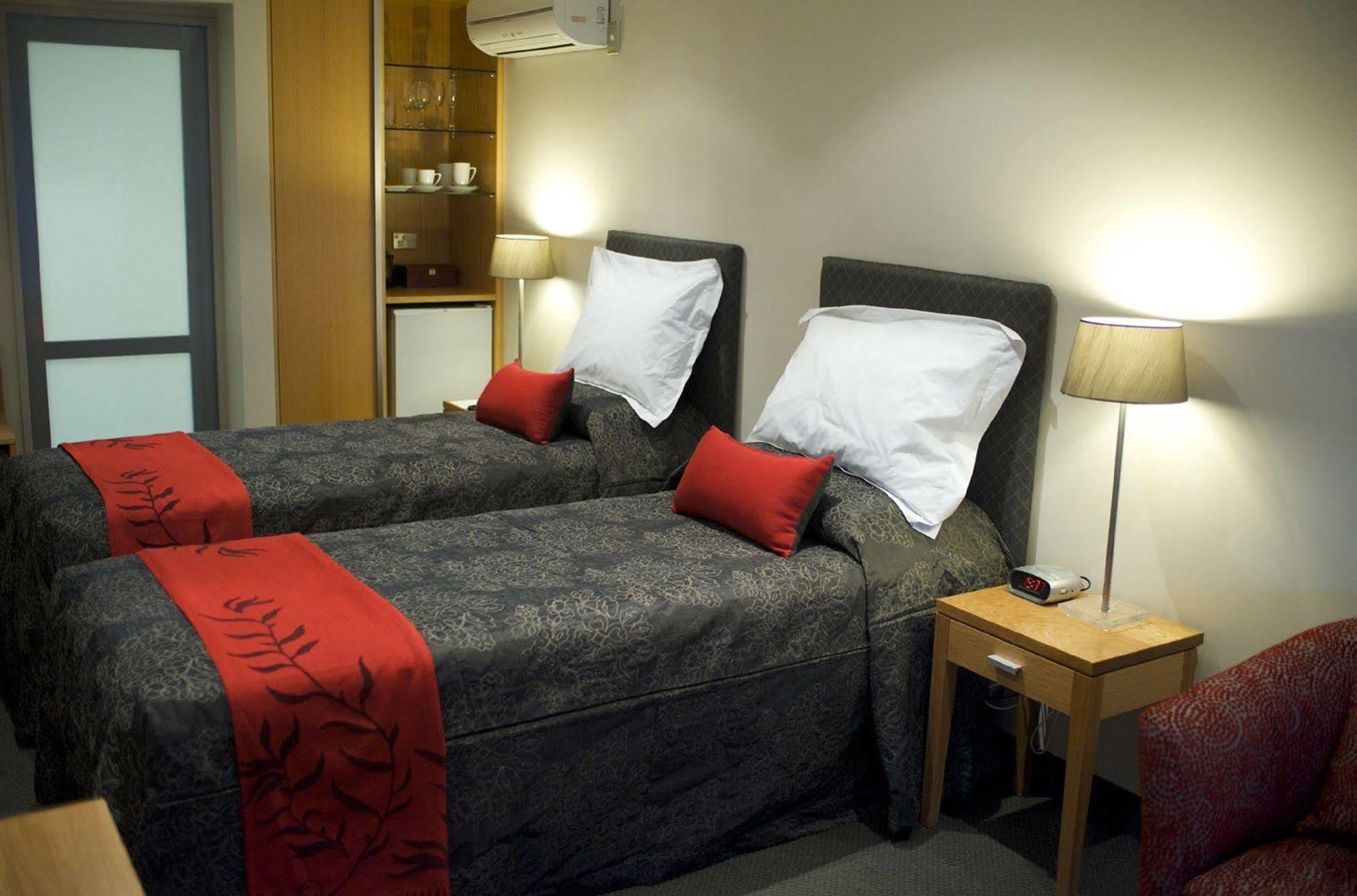 Wai Ora Lakeside Spa Resort Rotorua Room photo